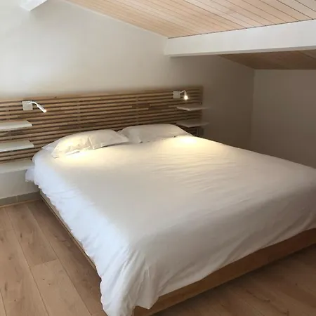 Duplex Centre * بورْتِكْسْيو