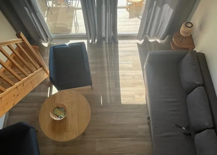Duplex Centre *